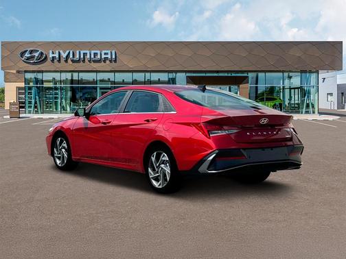 2025 Hyundai ELANTRA Limited