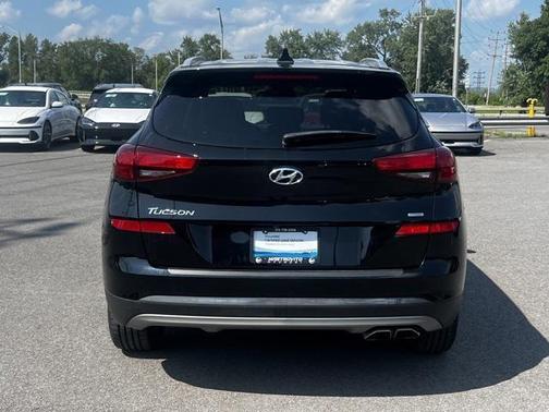 Black Noir Pearl 2021 Hyundai TUCSON SEL