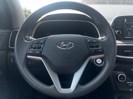 Black Noir Pearl 2021 Hyundai TUCSON SEL