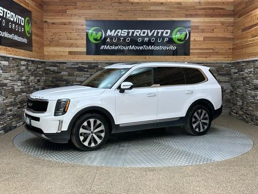 2022 Kia Telluride S