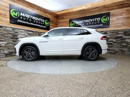 2020 Volkswagen Atlas Cross Sport 3.6L V6 SE w/Technology R-Line