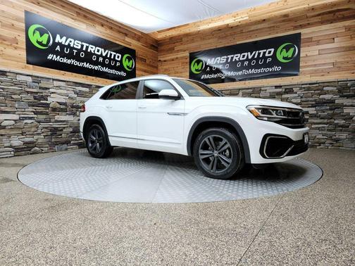 2020 Volkswagen Atlas Cross Sport 3.6L V6 SE w/Technology R-Line