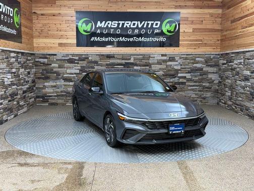 2025 Hyundai ELANTRA HEV SEL