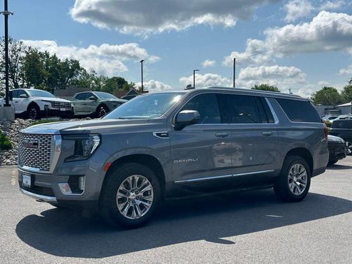 2022 GMC Yukon XL Denali