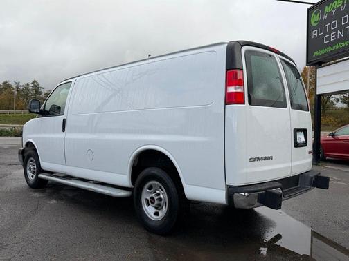 2024 GMC Savana 2500 Work Van