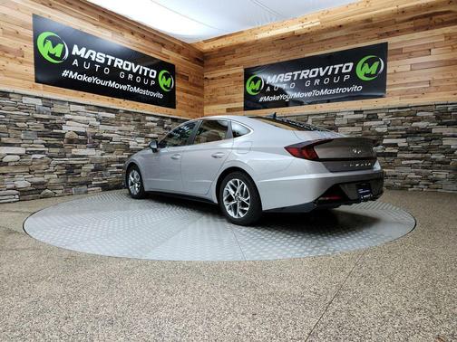 2023 Hyundai SONATA SEL