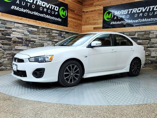 2017 Mitsubishi Lancer ES