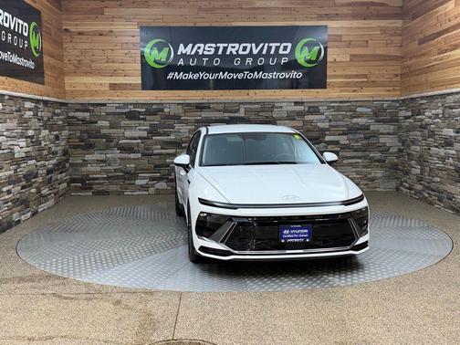 2025 Hyundai SONATA Hybrid SEL