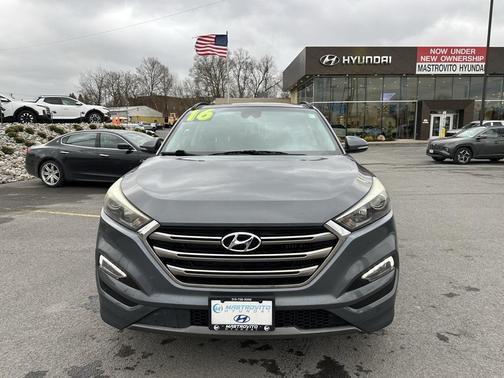 2016 Hyundai TUCSON Limited