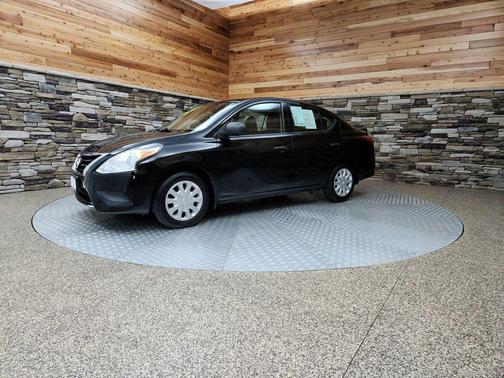 2015 Nissan Versa 1.6 S+
