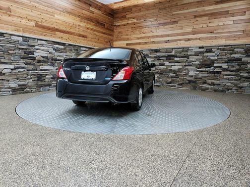 2015 Nissan Versa 1.6 S+