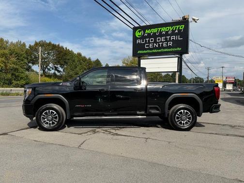 Onyx Black 2022 GMC Sierra 3500 AT4