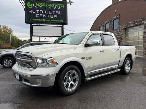 2016 RAM 1500 Laramie