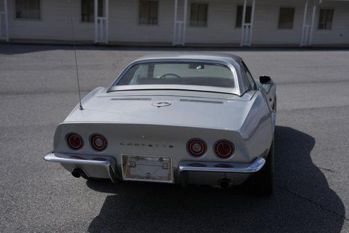 1969 Chevrolet Corvette Base