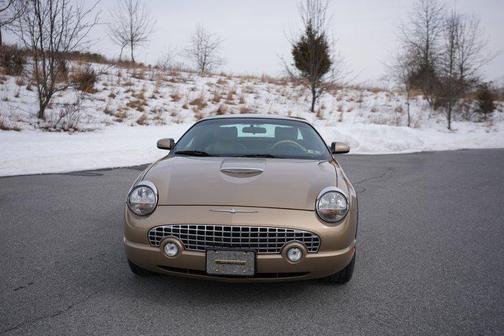 2005 Ford Thunderbird Deluxe