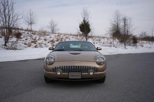 2005 Ford Thunderbird Deluxe