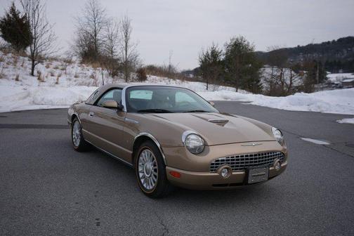 2005 Ford Thunderbird Deluxe
