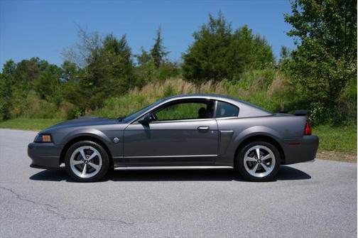 2004 Ford Mustang Mach I