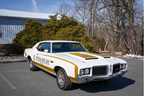 1972 Oldsmobile Cutlass Hurst