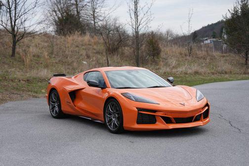Amplify Orange Tintcoat 2024 Chevrolet Corvette Z06