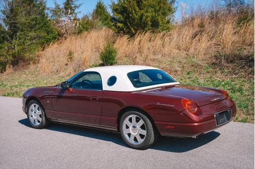 2004 Ford Thunderbird Premium