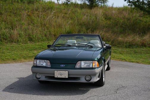 1992 Ford Mustang