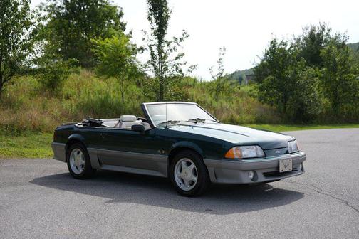 1992 Ford Mustang