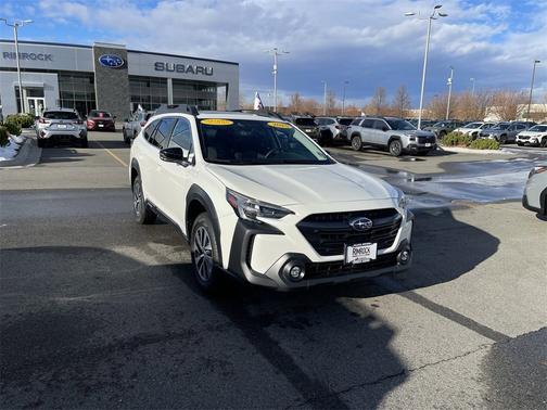 2025 Subaru Outback Premium