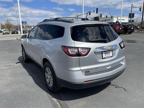 2017 Chevrolet Traverse 2LT