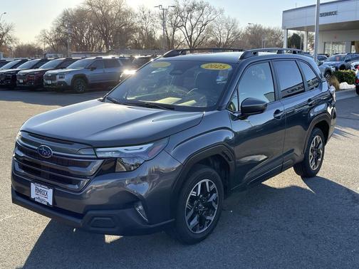 2025 Subaru Forester Premium