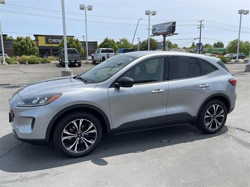 2021 Ford Escape SE