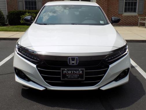 2022 Honda Accord Hybrid Base