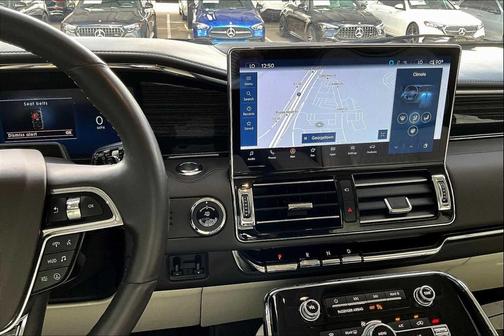 2022 Lincoln Navigator Black Label