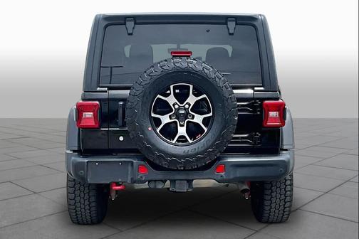 Black Clearcoat 2018 Jeep Wrangler Rubicon