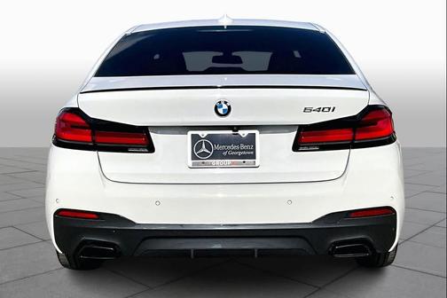 2023 BMW 540 i