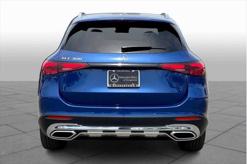 2025 Mercedes-Benz GLC 300 Base