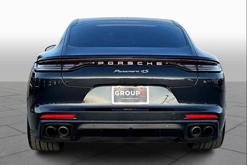 2022 Porsche Panamera 4S