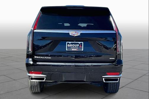 2021 Cadillac Escalade Luxury