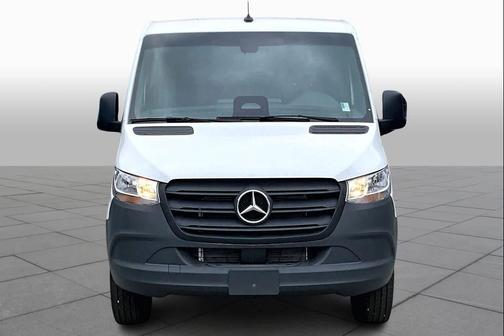 2025 Mercedes-Benz Sprinter 2500 Standard Roof