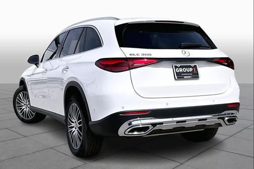 Polar White 2026 Mercedes-Benz GLC 300 Base