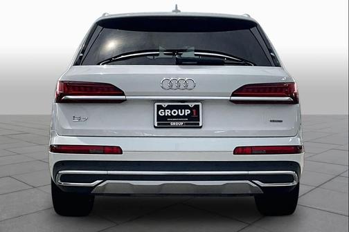 Carrara White 2023 Audi Q7 55 Premium Plus