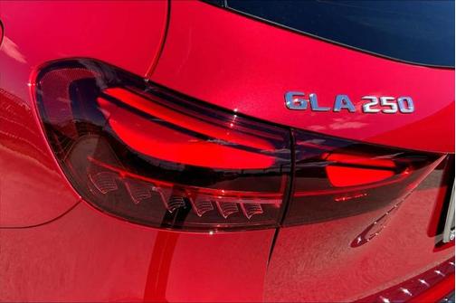 2025 Mercedes-Benz GLA 250 Base