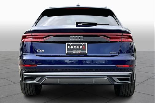 2022 Audi Q8 55 Premium Plus