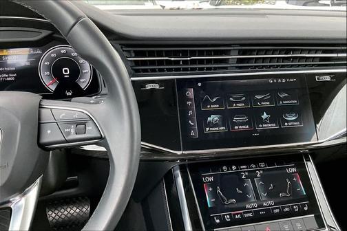 2022 Audi Q8 55 Premium Plus