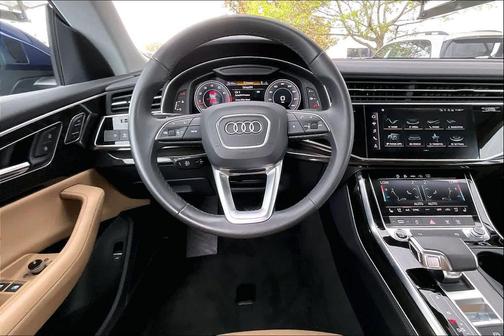 2022 Audi Q8 55 Premium Plus