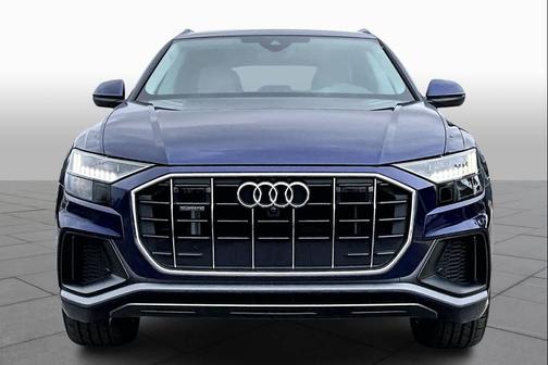 2022 Audi Q8 55 Premium Plus