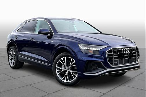 2022 Audi Q8 55 Premium Plus