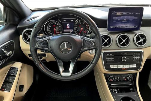 2020 Mercedes-Benz GLA 250 Base
