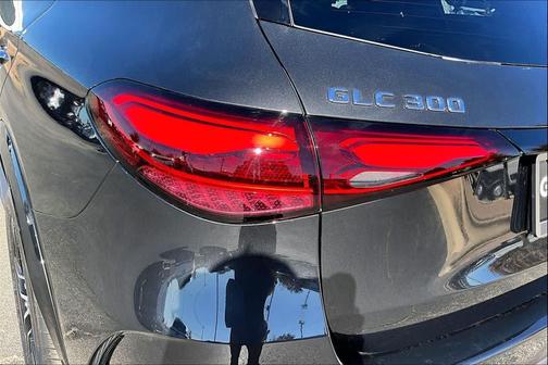 2026 Mercedes-Benz GLC 300 Base