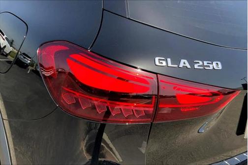 2025 Mercedes-Benz GLA 250 Base